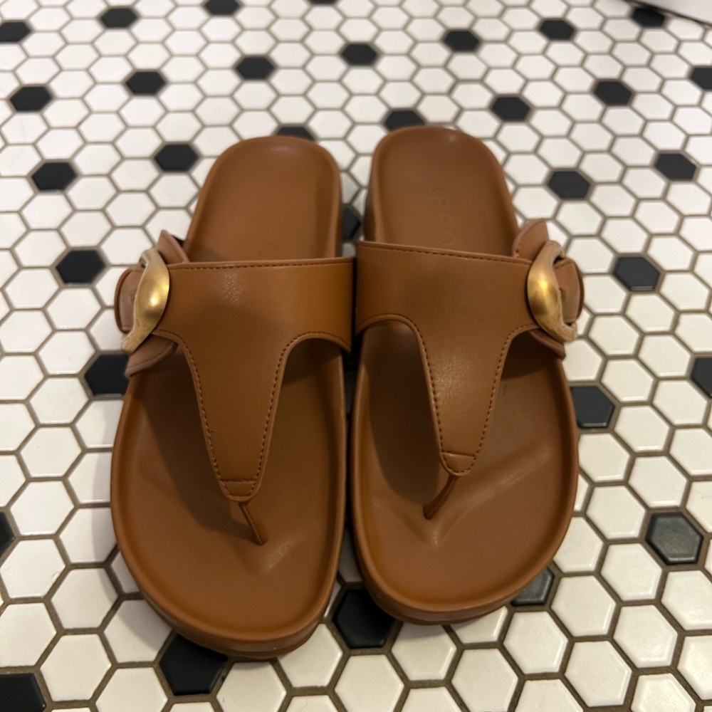 AEROSOLES Brown and Gold Sandals with Comfort Fit - Picture 3 of 5